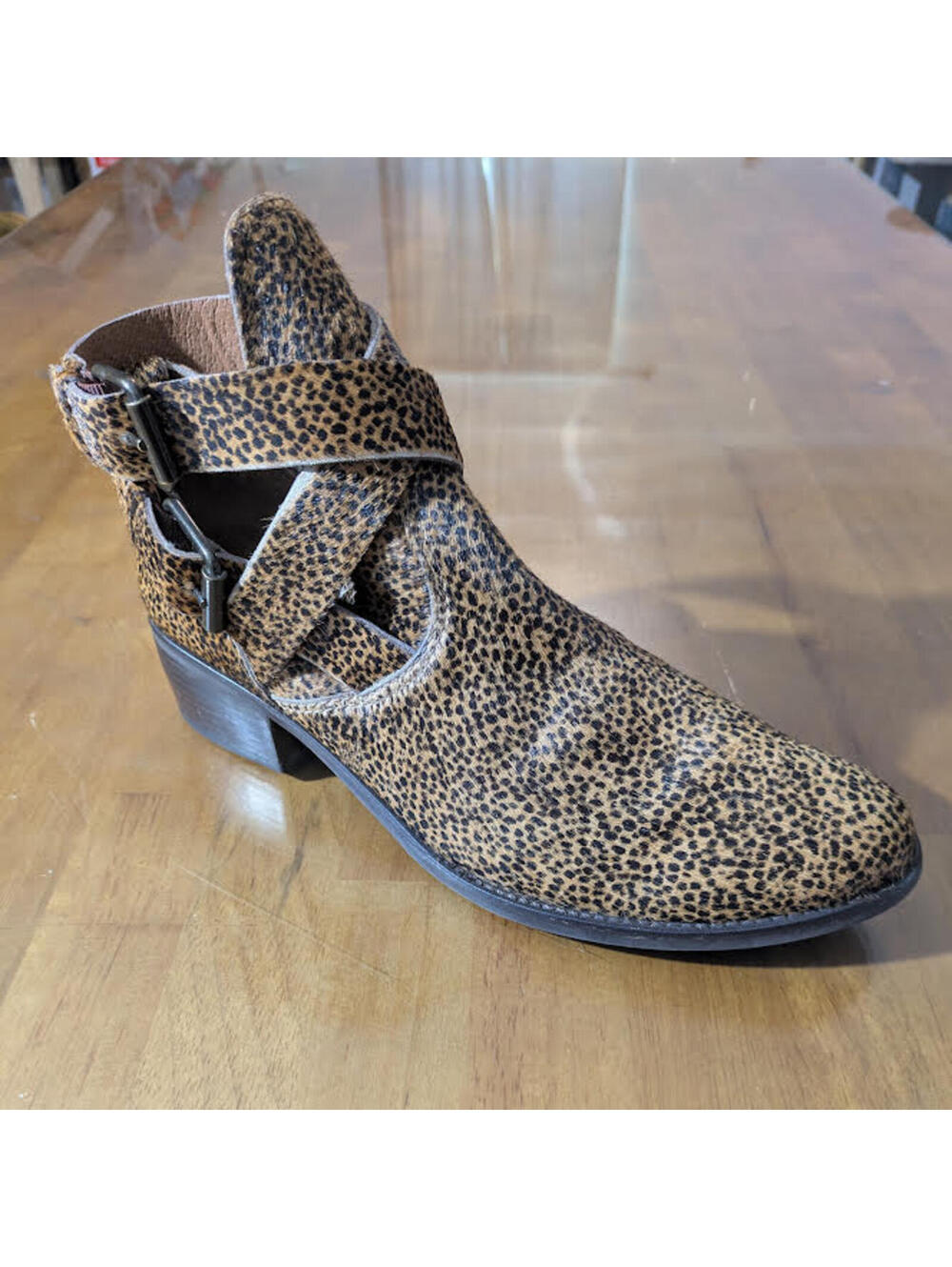Matisse Leopard Print Leather Cow Hair Ankle Boots 9M VGUC